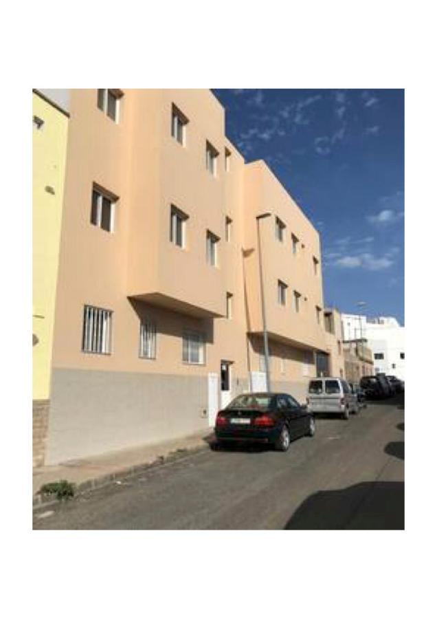 Apartamentos cerca del Aeropuerto Ingenio Exterior foto
